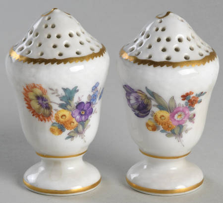 Saxon Flower (1221) Salt & Pepper Set