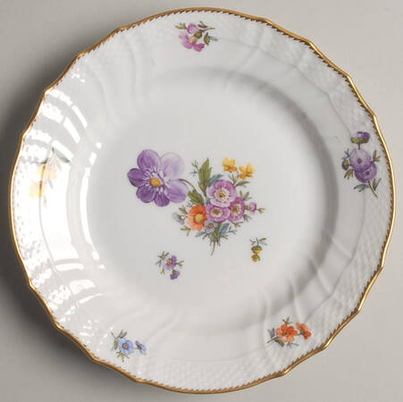 Saxon Flower (1221) Salad Plate