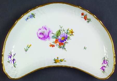 Saxon Flower (1221) Crescent Salad Plate