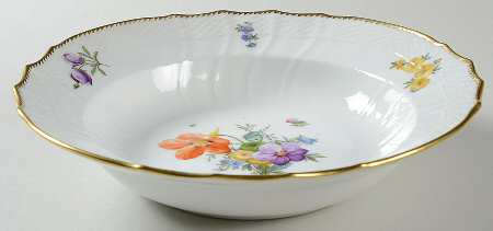 Saxon Flower (1221) Rim Soup Bowl