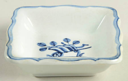 Tranquebar Blue (Rim, Wide Lattice Band) 3'' Ashtray