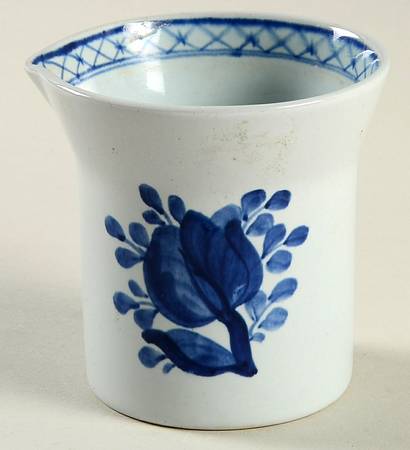 Tranquebar Blue (Rim, Narrow Lattice Band) Creamer
