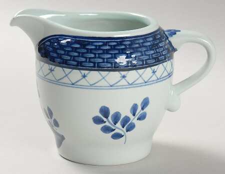 Tranquebar Blue (Rim, Wide Lattice Band) Creamer