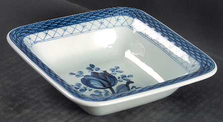 Tranquebar Blue (Rim, Wide Lattice Band) Individual Salad Bowl