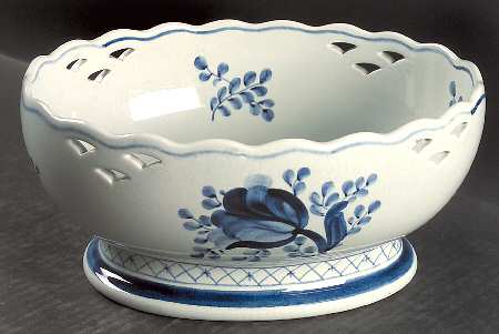 Tranquebar Blue (Rim, Wide Lattice Band) 9" Large Fruit Bowl