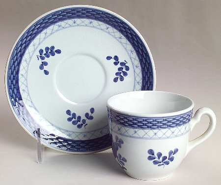 Tranquebar Blue (Rim, Wide Lattice Band) Flat Cup & Saucer Set