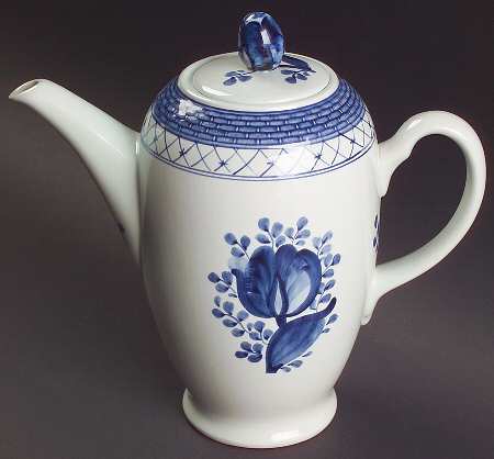 Tranquebar Blue (Rim, Wide Lattice Band) Coffee Pot & Lid