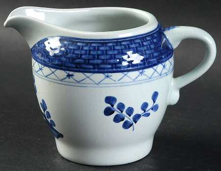 Tranquebar Blue (Rim, Wide Lattice Band) Creamer