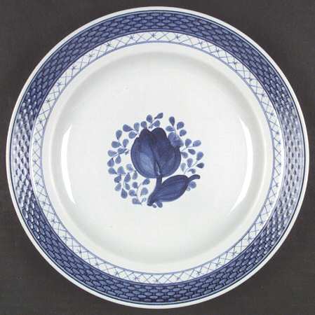 Tranquebar Blue (Rim, Wide Lattice Band) Dinner Plate