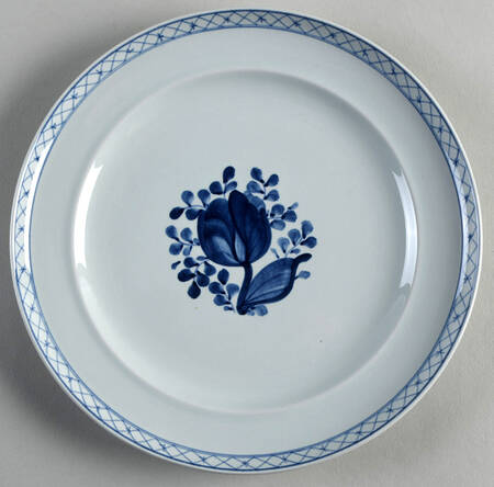 Tranquebar Blue (Rim, Narrow Lattice Band) Salad Plate