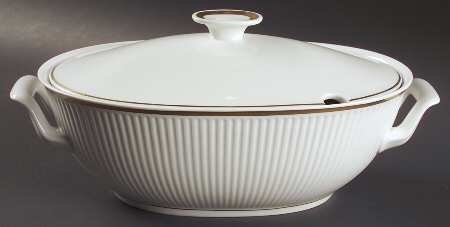 Tunna (Ribbed) Tureen &  Lid