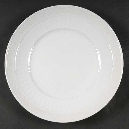 White Fan Service Plate (Charger)