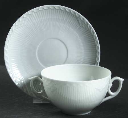 White Half Lace Flat Cream Soup & Saucer Set