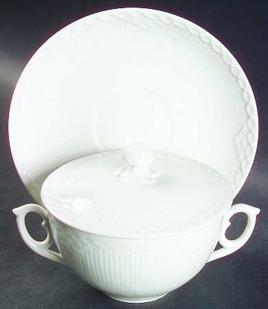 White Half Lace Flat Cream Soup Bowl & Saucer Set with Lid