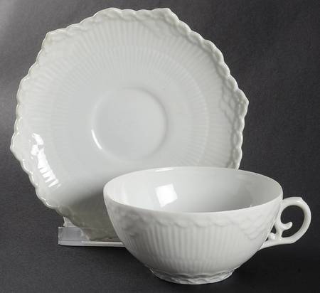White Full Lace Flat Cup & Saucer Set