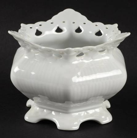 White Full Lace Open Sugar Bowl