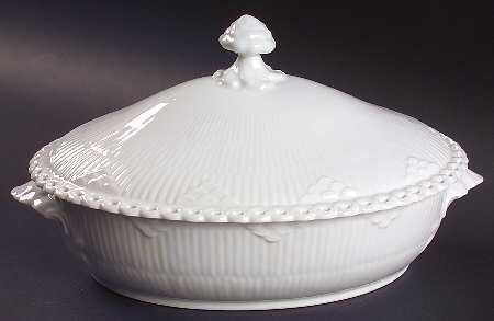 White Full Lace Oval Covered Vegetable