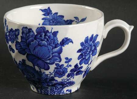 Charlotte Blue On White Flat Cup
