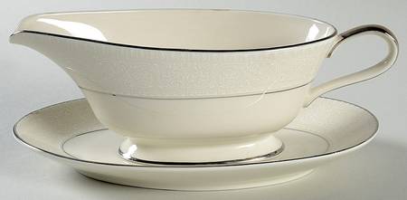 Belvedere Gravy Boat & Underplate