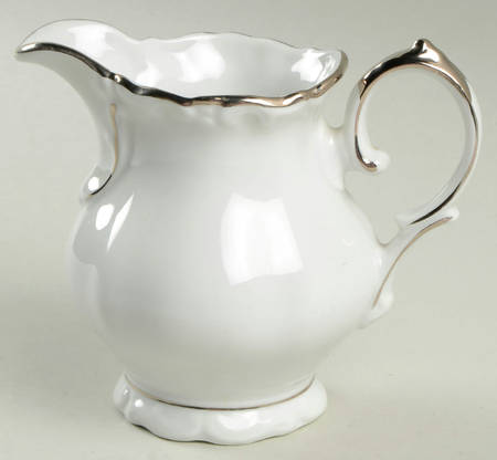 Elegance (Platinum) Creamer