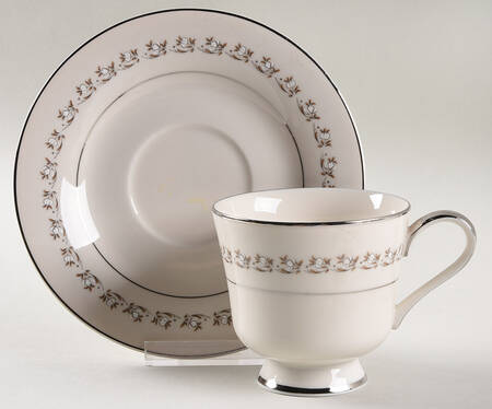 Radiance Footed Cup & Saucer Set