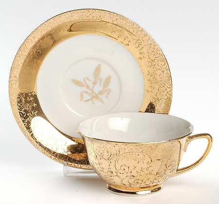 RCS1 Footed Cup & Saucer Set