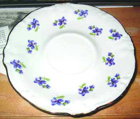 Violets Saucer