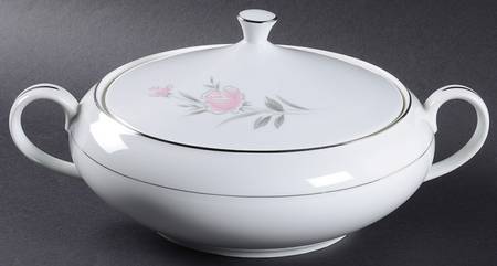 Belle Rose Round Covered Vegetable