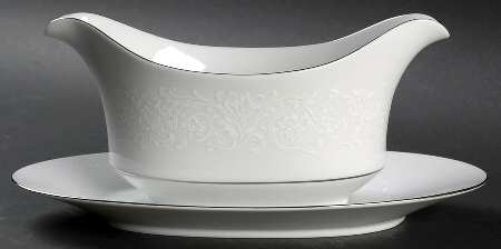 Brocade Gravy Boat with Attached Underplate