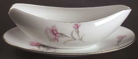 Carnation Gravy Boat & Underplate/Relish