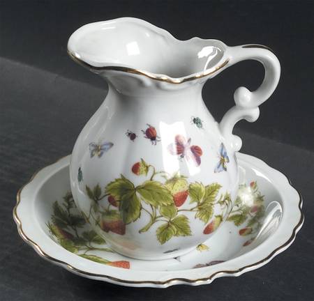 Spring Time 16 Oz Pitcher and Bowl Set