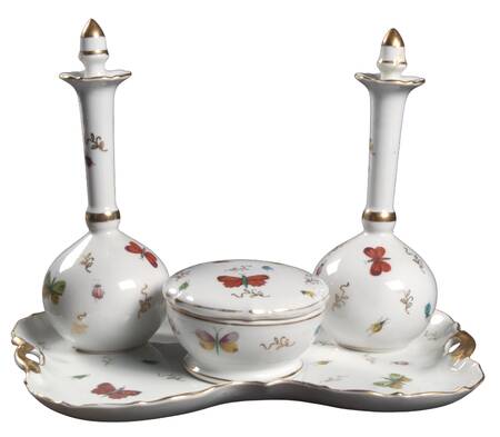 Spring Time (7 Piece) Dresser Set
