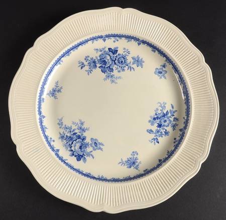 The Adelaide 13" Chop Plate (Round Platter)