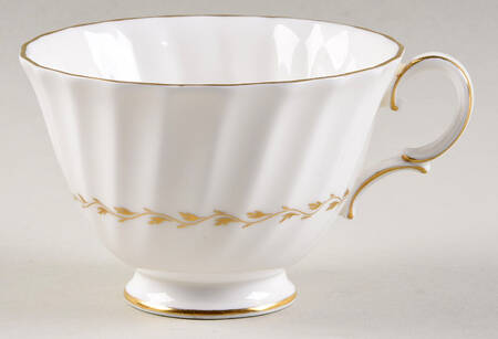 Adrian Footed Cup