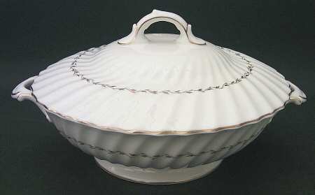 Adrian Round Covered Vegetable