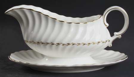 Adrian Gravy Boat with Attached Underplate