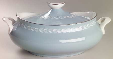 Aegean Oval Covered Vegetable