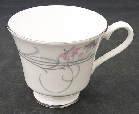 Allegro Footed Cup