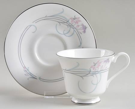 Allegro Footed Cup & Saucer Set
