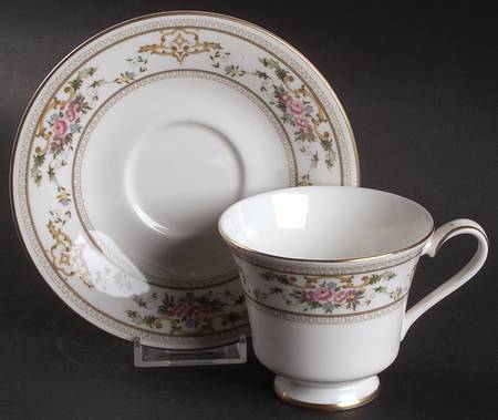 Alton Footed Cup & Saucer Set