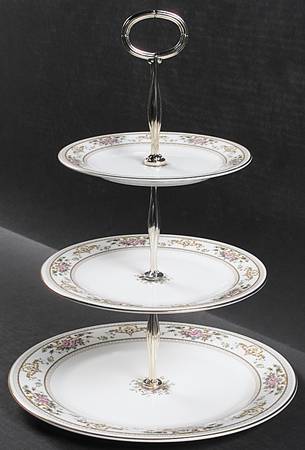 Alton 13 7/8"-14 1/4" 3-Tiered Serving Tray(DP,SP,BB) HC