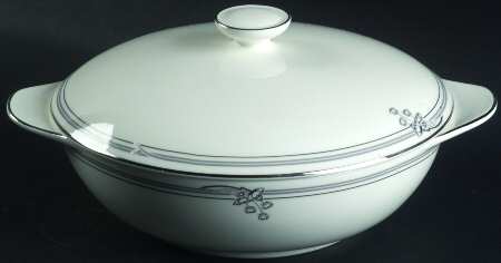 Andante Round Covered Vegetable