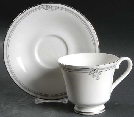 Andante Footed Cup & Saucer Set