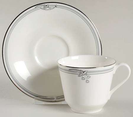Andante Flat Cup & Saucer Set