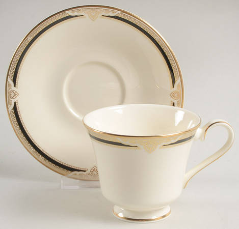 Andover Footed Cup & Saucer Set by Royal Doulton