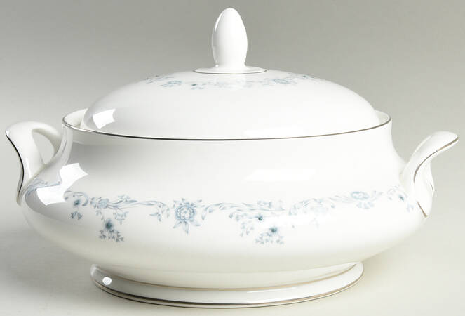 Angelique Round Covered Vegetable
