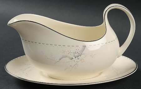 Angela Gravy Boat & Underplate