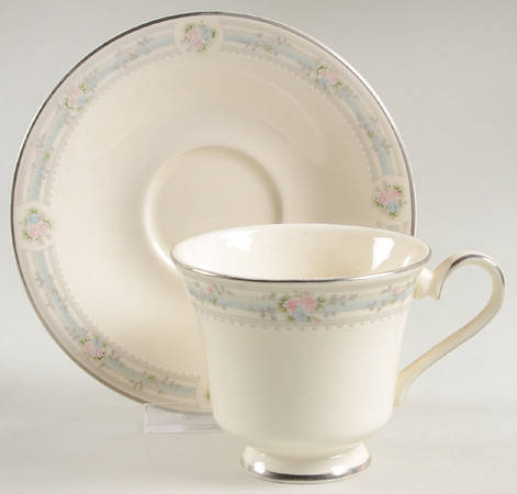 Angelica Footed Cup & Saucer Set