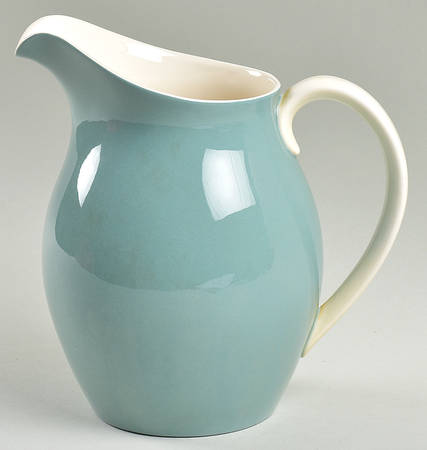 April Showers 40 Oz Pitcher