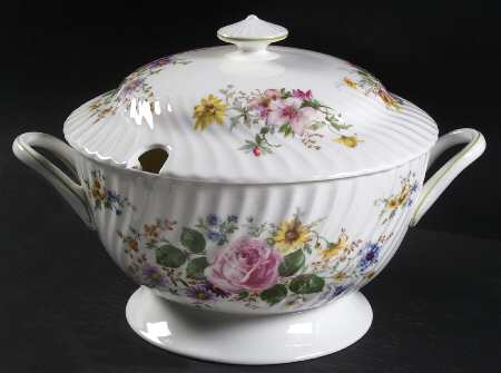 Arcadia (New, Smooth, Brown Green Backstamp) Tureen &  Lid